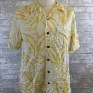Caribbean Joe Hawaiian Camp Shirt Floral Pattern